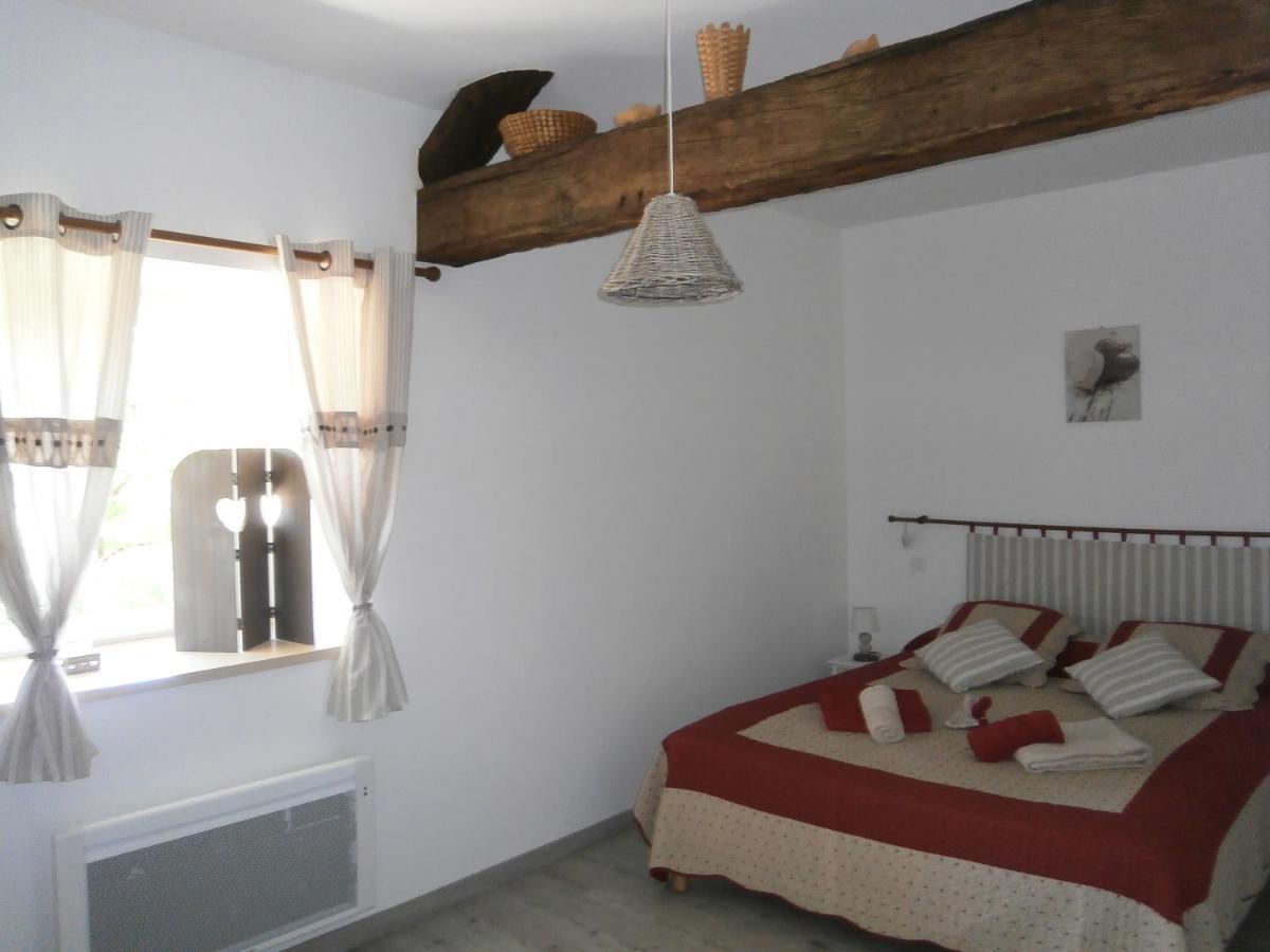 Bed and Breakfast La Chomiarde à Saint-Médard-de-Presque Extérieur photo